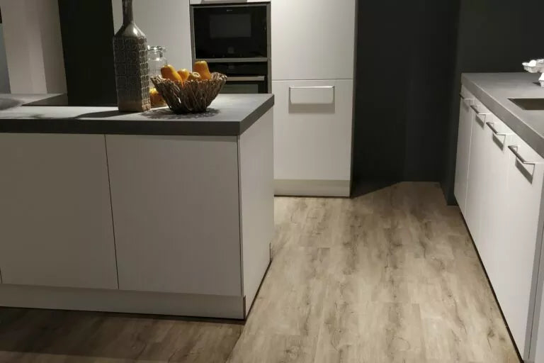 Sense 600 P | PVC-Plak 2,5 mm | Houtlook Planken