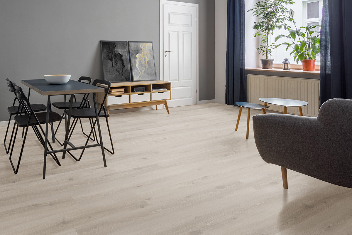 Neva Powder | PVC Klikvloer 4+1 mm met Ondervloer | Houtlook Planken